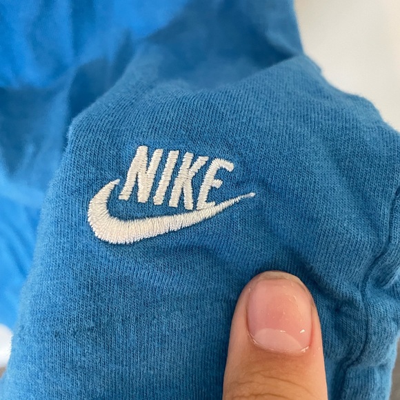 BLUE NIKE SPORT TANKTOP SIZE SMALL - Picture 3 of 5